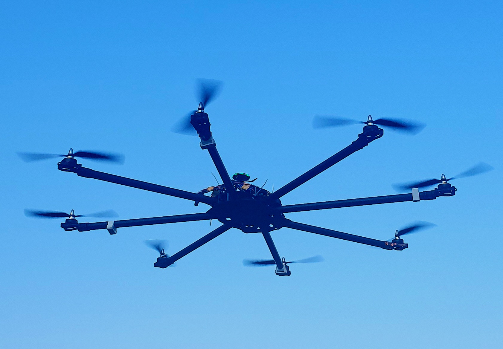 SkyMav drone visual in flight